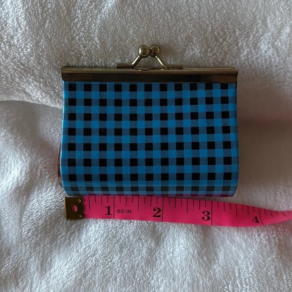 Kiss lock coin wallet black and blue checkered plaid